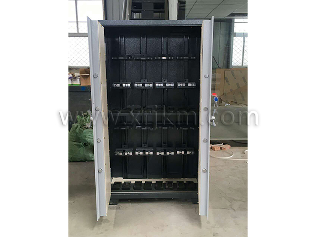 ���ܘ���